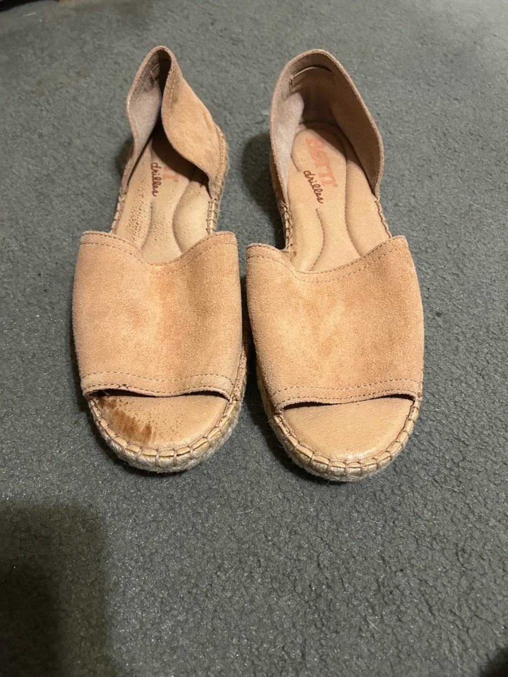 Born Drilles Tan Suede Leather Flats